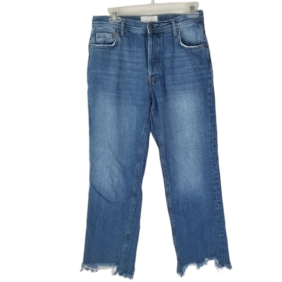 Free People We The Free Maggie Straight Jeans Asymmetrical Raw Hem Size 27 - Picture 1 of 14